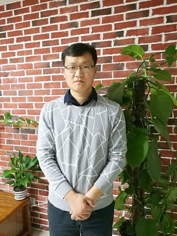 张教员