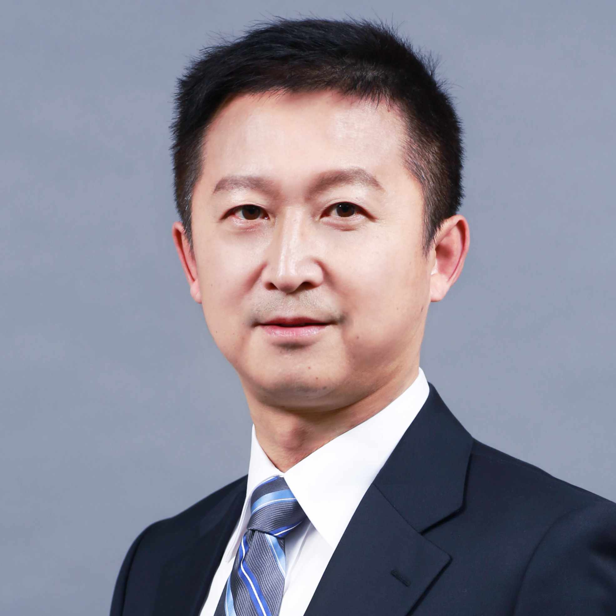 董教员