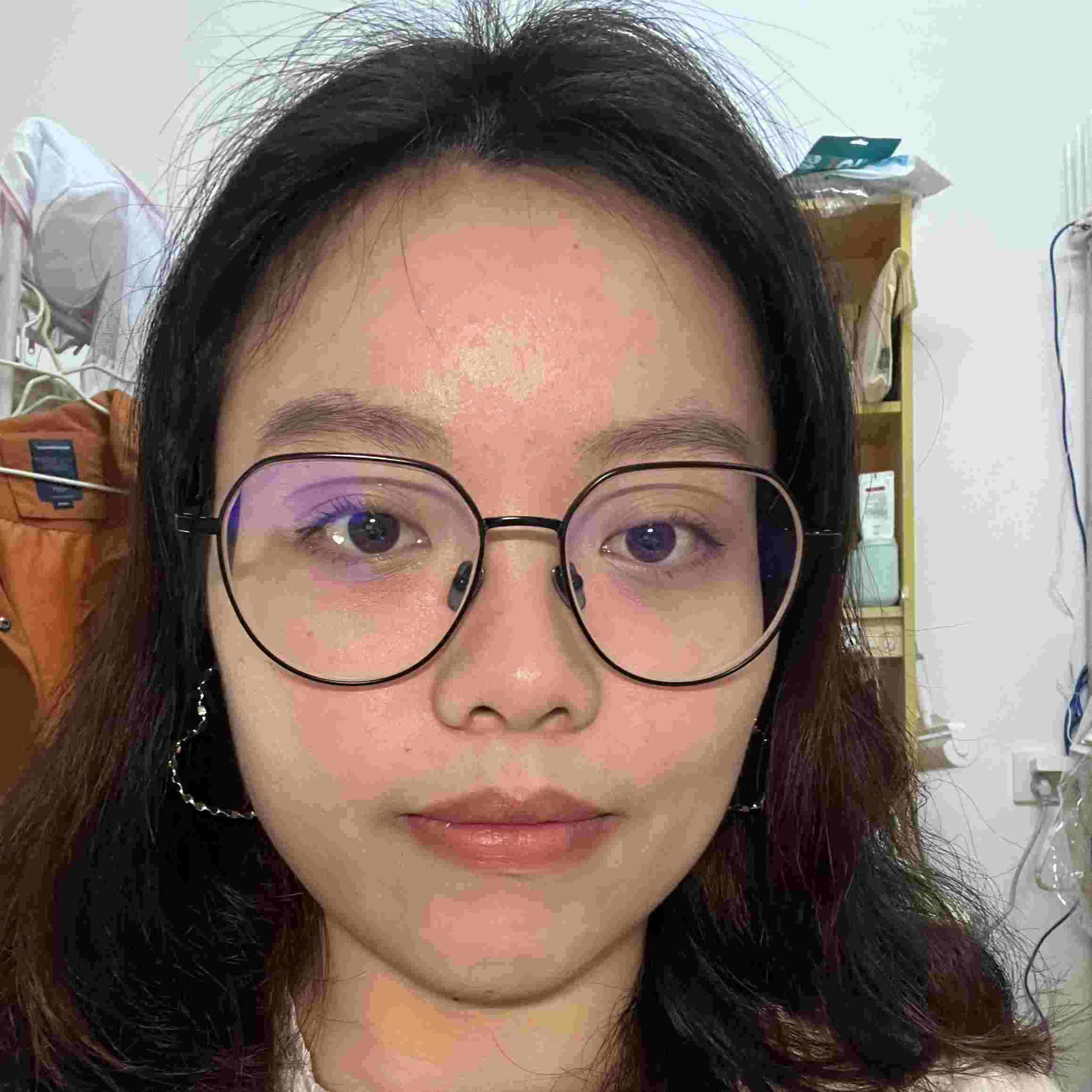严教员