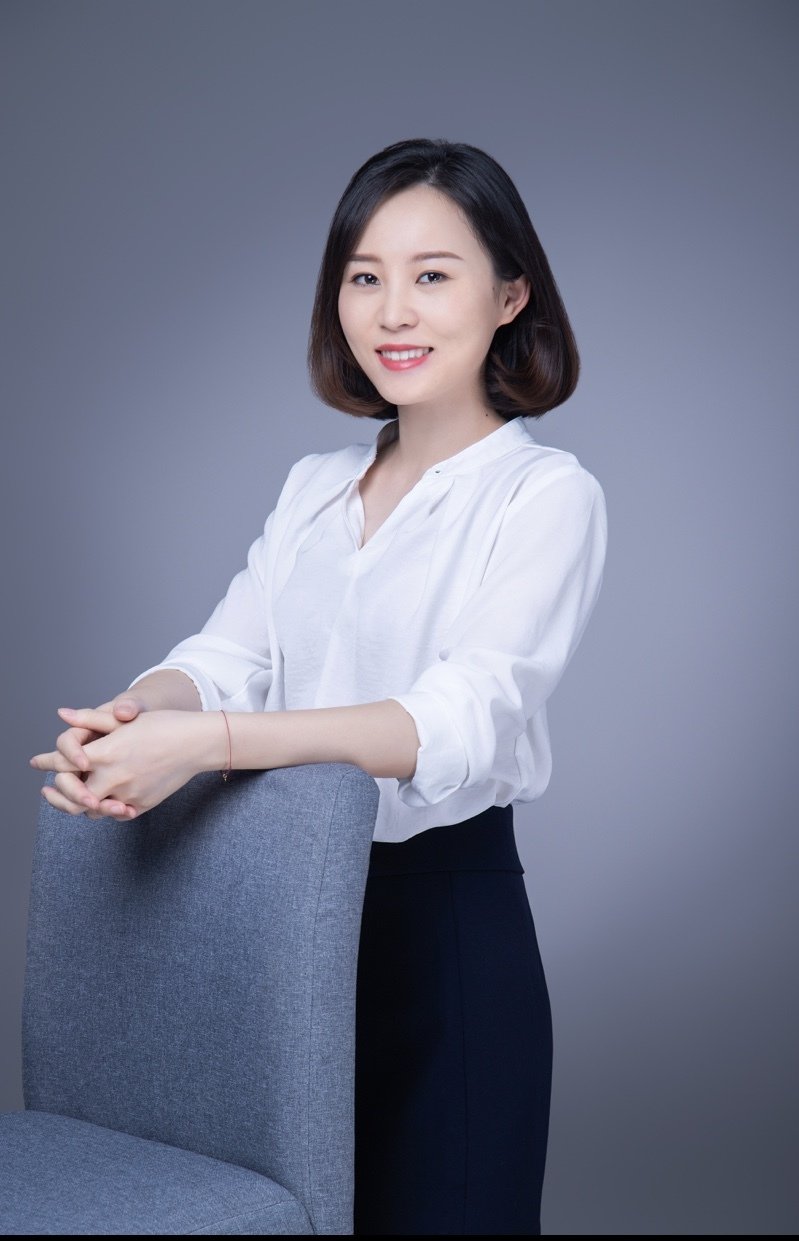何教员