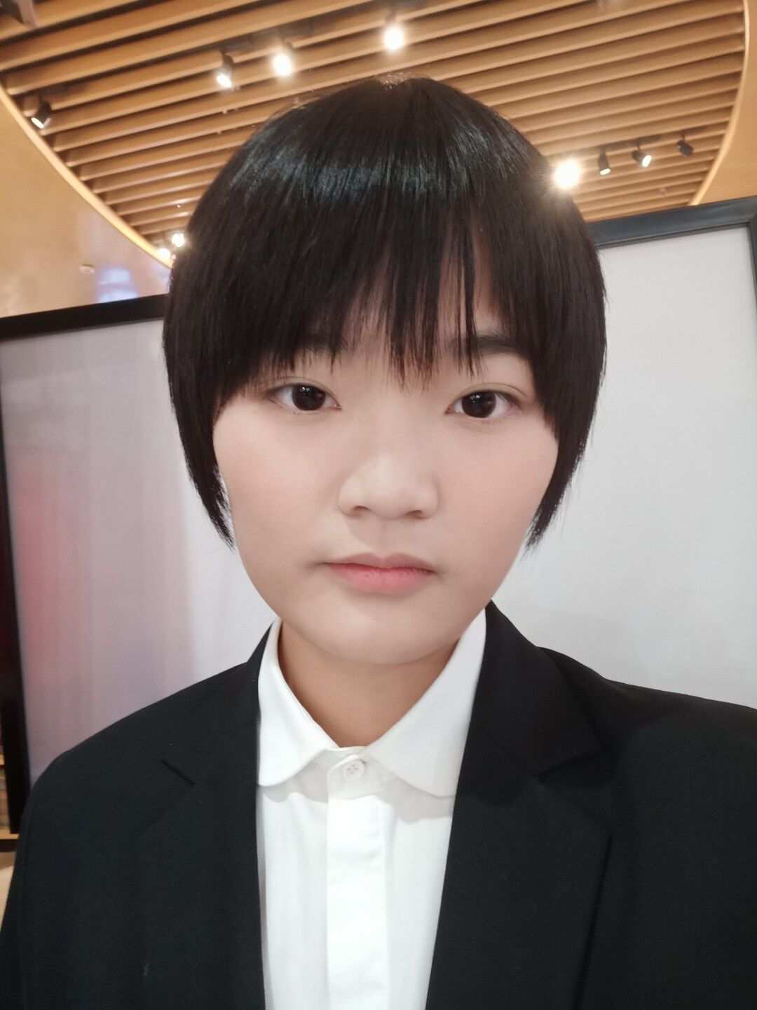 李教员