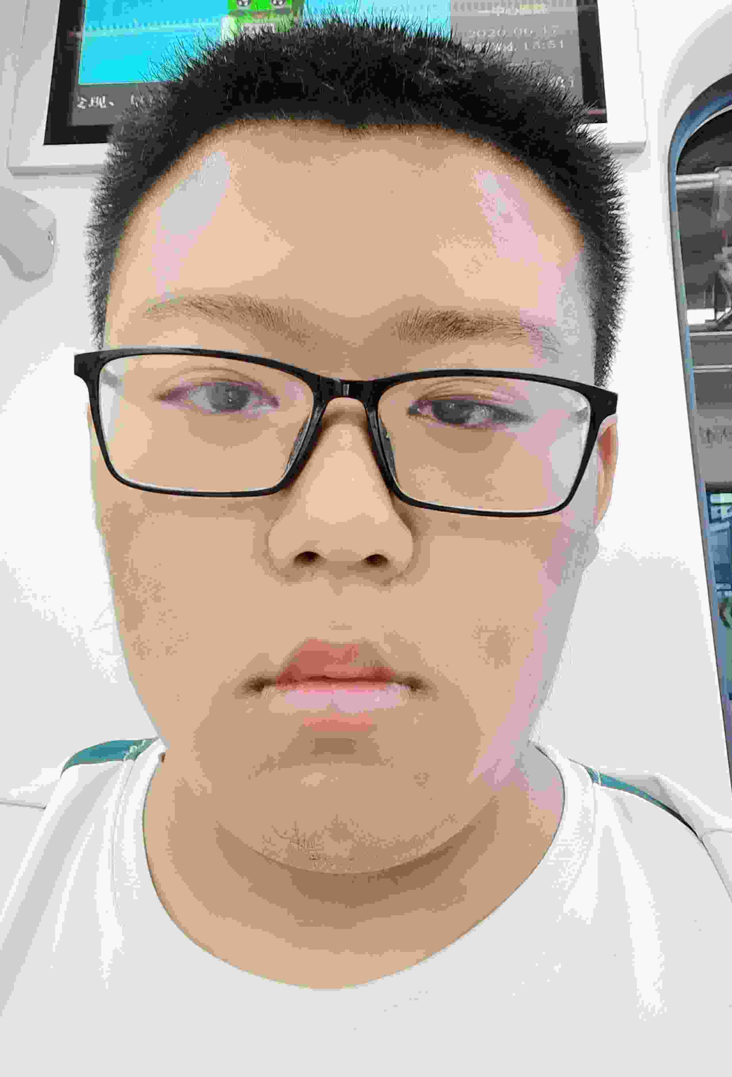 伊教员