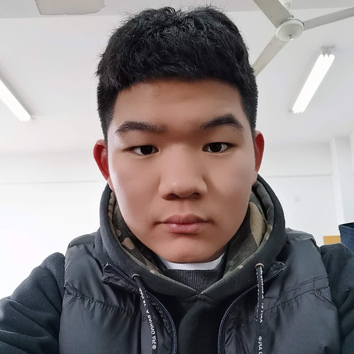 王教员
