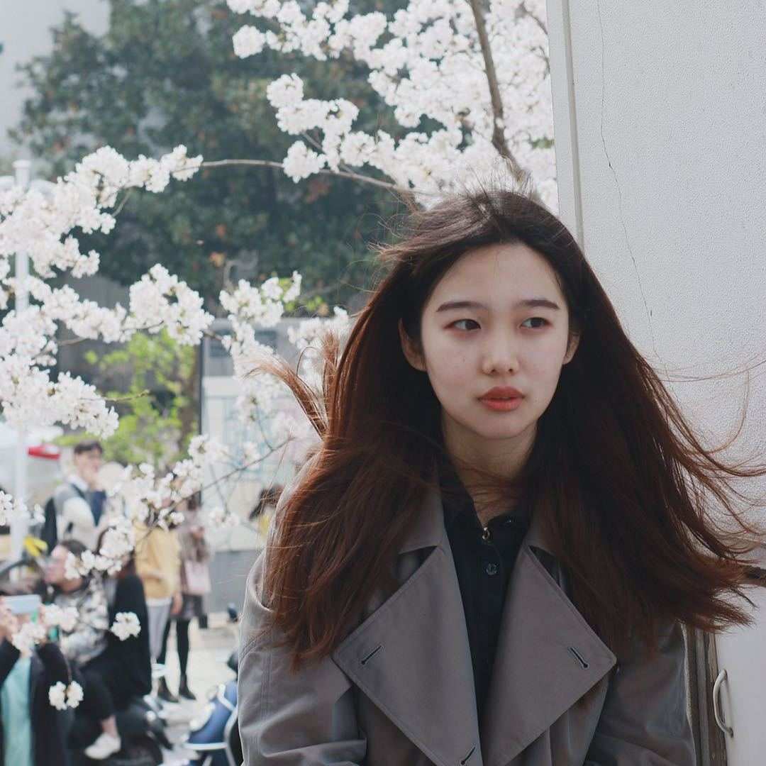 梁教员