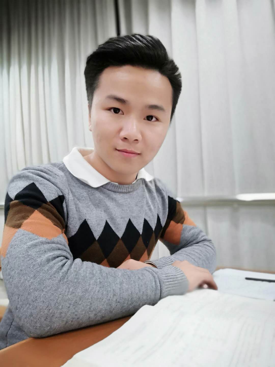 黄教员