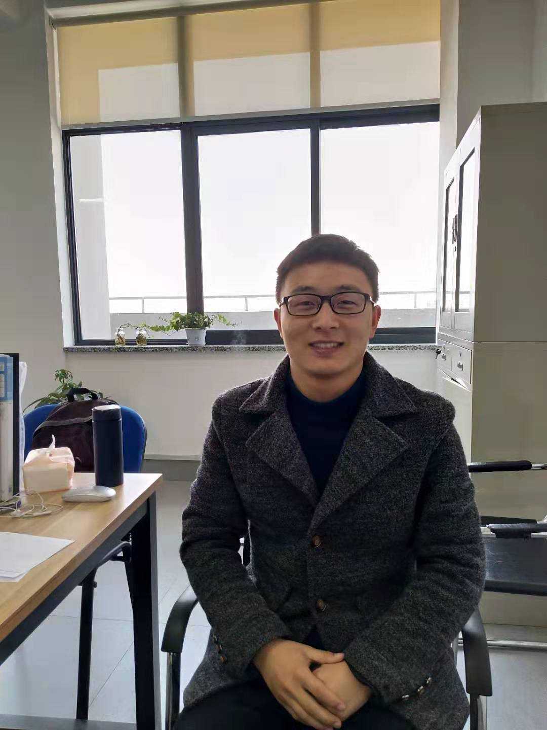 刘教员
