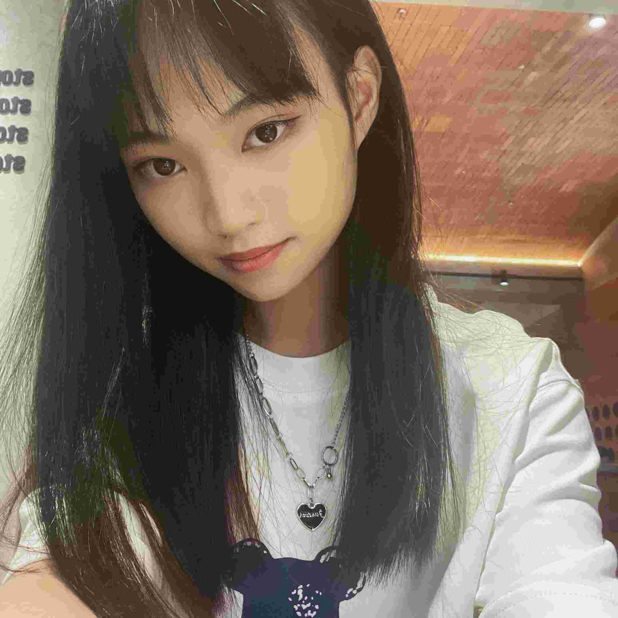 梁教员